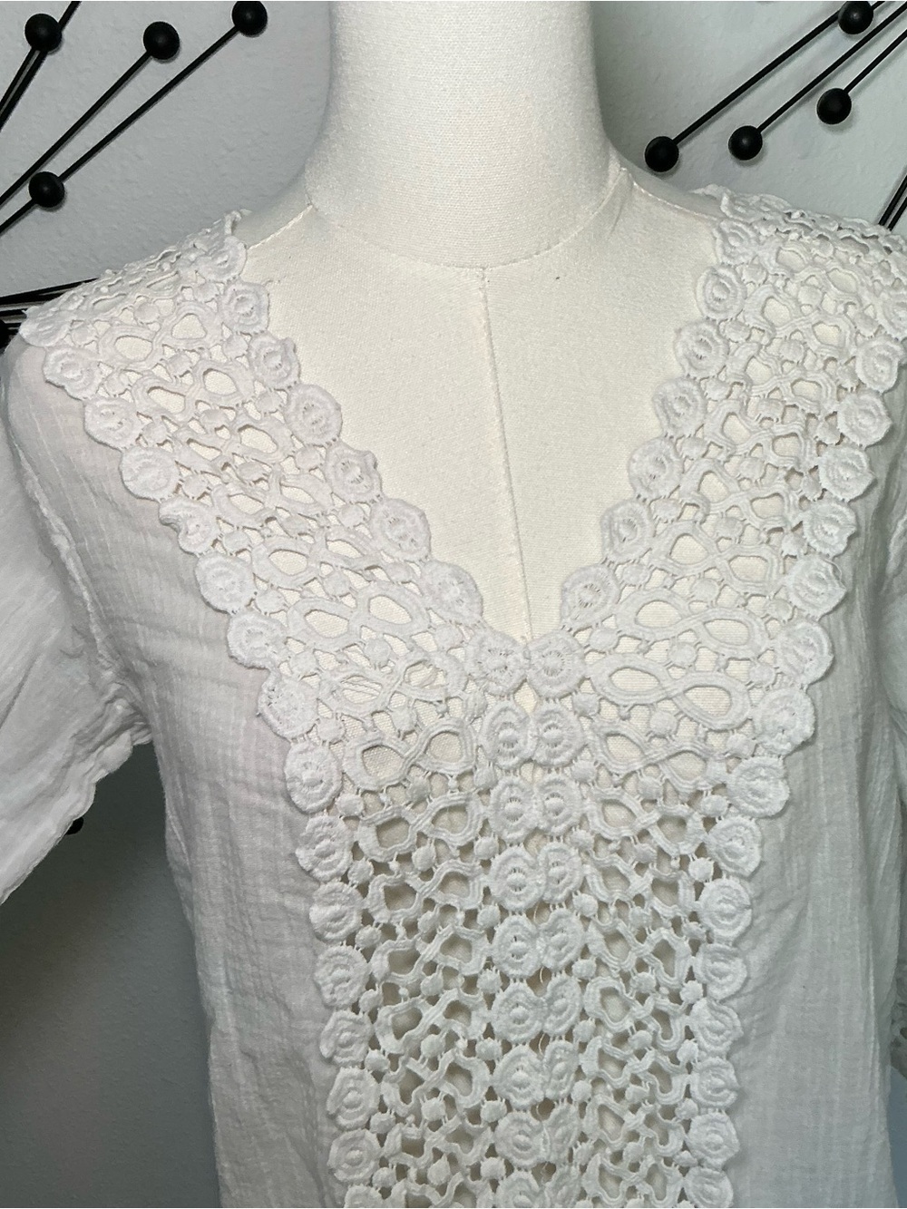 Club Z Collection White Crochet Lace Tunic Cover Up Boho Small - Picture 2 of 6